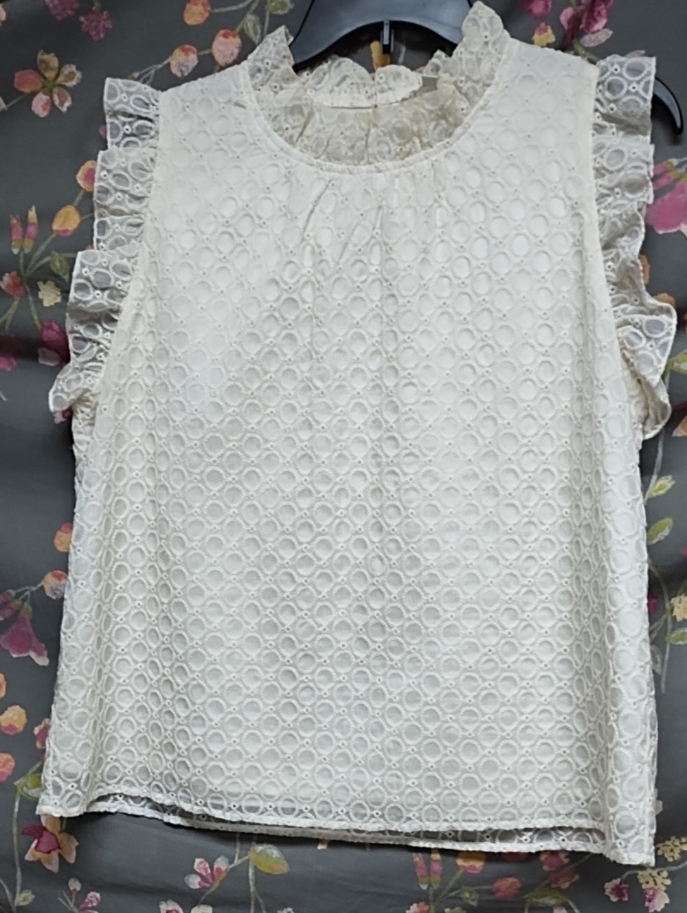 THML Ivory Eyelet Lace Ruffle Sleeve Camisole